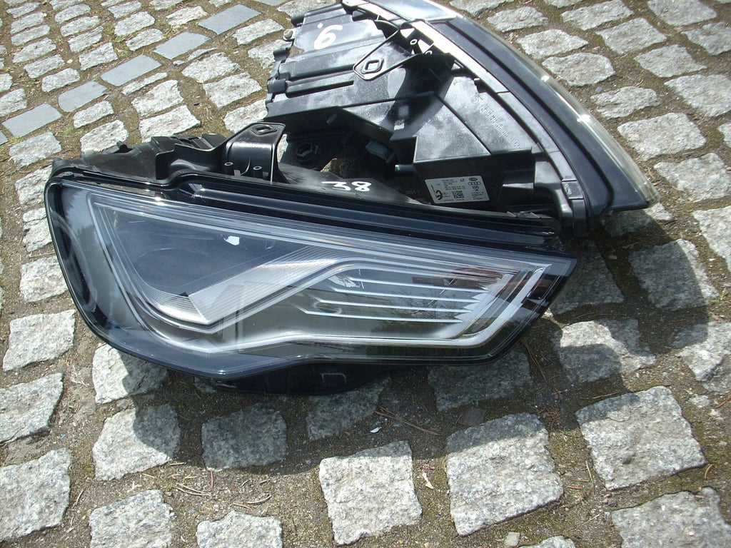 Frontscheinwerfer Audi A3 8V0941033AF Ein Stück (Rechts oder Links) Headlight