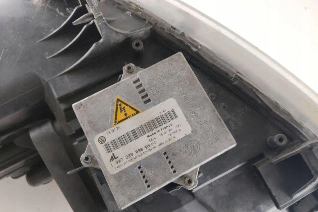 Frontscheinwerfer VW Touran 1T0941006D Rechts Scheinwerfer Headlight