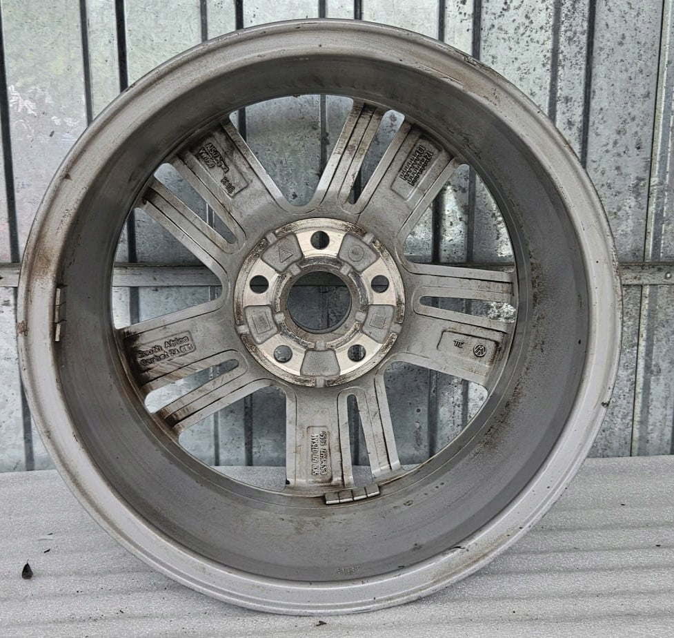 1x Alufelge 16 Zoll 6.5" 5x112 50ET Glanz Silber 5K0601025AM VW Golf Vi FEL8262382959aw
