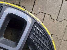 Laden Sie das Bild in den Galerie-Viewer, 1x Alufelge 17 Zoll 7.0&quot; 5x112 54ET Glanz Graphit 6889171 Mini Rim Wheel