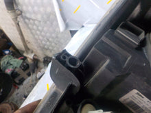 Laden Sie das Bild in den Galerie-Viewer, Frontscheinwerfer Toyota Auris 81110-02470 Rechts Scheinwerfer Headlight