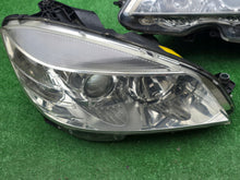 Laden Sie das Bild in den Galerie-Viewer, Frontscheinwerfer Mercedes-Benz W204 A2048200161 Ein Satz Scheinwerfer Headlight SCH1599011404kt