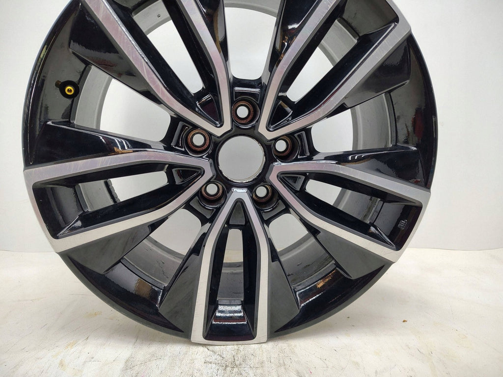 1x Alufelge 18 Zoll 5x114.3 55ET 3M018075A Honda Hr-V Rim Wheel FEL7629966081gn