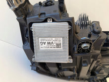 Laden Sie das Bild in den Galerie-Viewer, Frontscheinwerfer Skoda Octavia IV 5E4941015B Links Scheinwerfer Headlight SCH1951953182pp