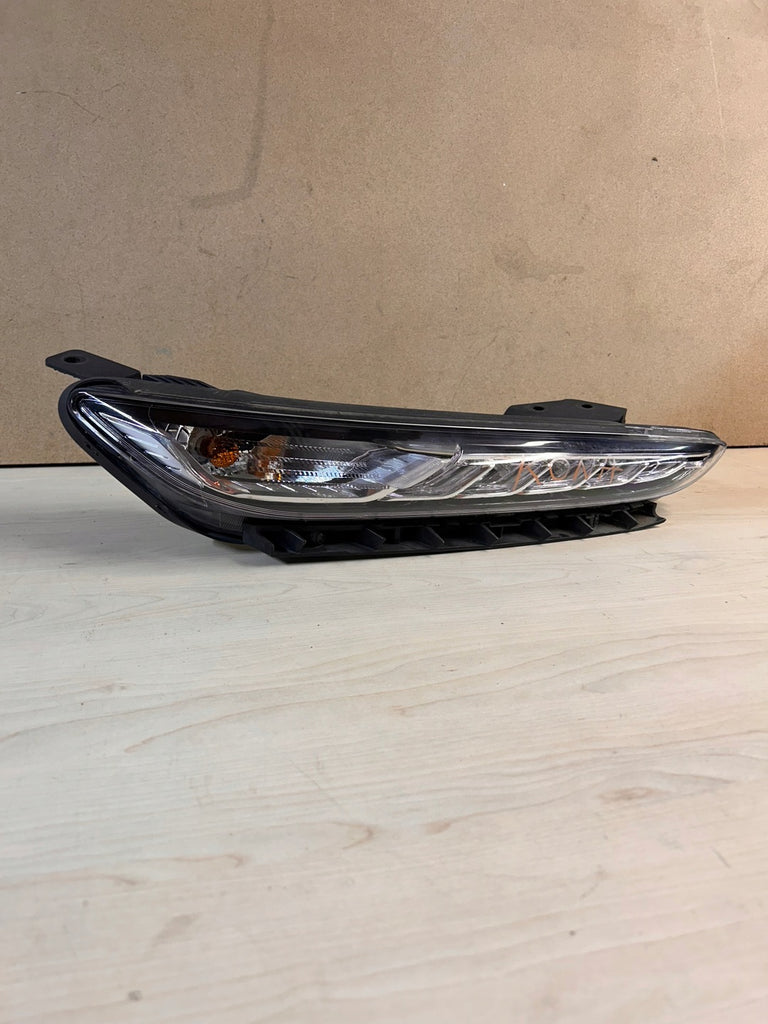 Frontscheinwerfer Hyundai Kona 92208J90 Rechts Scheinwerfer Headlight SCH3873741012ej