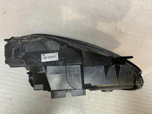 Laden Sie das Bild in den Galerie-Viewer, Frontscheinwerfer Ford Puma L1TB-13E015-GH L1TB-13E015- Full LED Links Headlight SCH2082290733mb