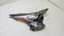 Laden Sie das Bild in den Galerie-Viewer, Frontscheinwerfer Toyota 4 Prius PGP4206 Full LED Rechts Scheinwerfer Headlight