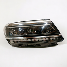 Laden Sie das Bild in den Galerie-Viewer, Frontscheinwerfer VW Tiguan Allspace 5NN941082C LED Rechts Headlight