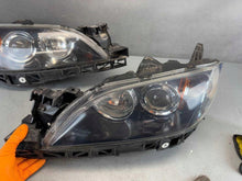 Load image into Gallery viewer, Frontscheinwerfer Mazda 3 Bk 103419012862 Ein Satz Scheinwerfer Headlight SCH7544861229rl