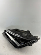 Laden Sie das Bild in den Galerie-Viewer, Frontscheinwerfer Seat Leon 5F1941007B LED Links Scheinwerfer Headlight SCH3299555443mb