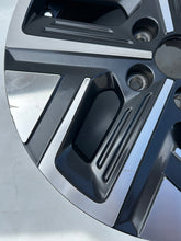 Laden Sie das Bild in den Galerie-Viewer, 1x Alufelge 17 Zoll 7.0" 5x114.3 50ET Glanz 52910-DD000 Hyundai Kona Rim Wheel FEL7767213272mc