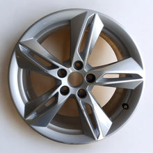 Load image into Gallery viewer, 1x Alufelge 18 Zoll 7.0&quot; 5x112 43ET Audi Q3 Rim Wheel