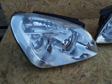 Laden Sie das Bild in den Galerie-Viewer, Frontscheinwerfer Kia III Ein Stück (Rechts oder Links) Scheinwerfer Headlight SCH3603990880ek