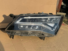 Load image into Gallery viewer, Frontscheinwerfer Seat Leon 5F1941007L Links Scheinwerfer Headlight