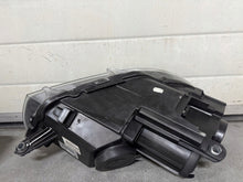 Load image into Gallery viewer, Frontscheinwerfer VW Scirocco 1K8941032D 1K8941031D Xenon Ein Satz Headlight SCH7489769807lq