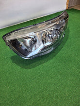 Laden Sie das Bild in den Galerie-Viewer, Frontscheinwerfer Iveco Daily IV 05802476874 Links Scheinwerfer Headlight SCH2079385152je