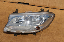 Laden Sie das Bild in den Galerie-Viewer, Frontscheinwerfer Mercedes-Benz Sprinter A9109060000 Links Headlight SCH4595156745tj