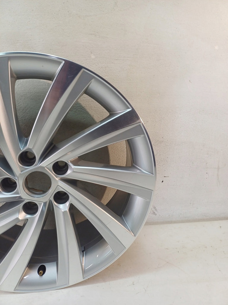 1x Alufelge 18 Zoll 7.5" 5x112 48ET Glanz Silber 5E3601025AS Skoda Octavia Iv FEL8363483368iq