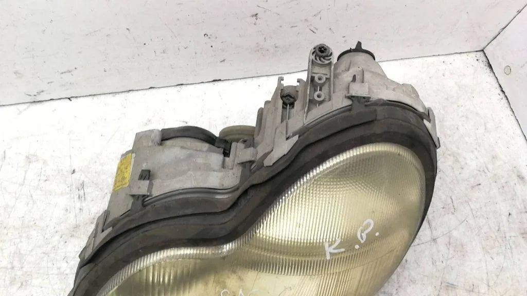 Frontscheinwerfer Mercedes-Benz 0301166201 Links Scheinwerfer Headlight SCH7781652748fq