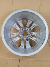 Load image into Gallery viewer, 1x Alufelge 18 Zoll 7.5" 5x112 29ET Glanz Silber 8W9601025B Audi A4 B9 Rim Wheel FEL7634565252cn