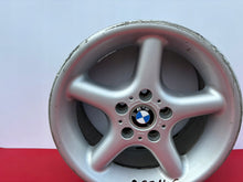 Laden Sie das Bild in den Galerie-Viewer, 1x Alufelge 17 Zoll 8.5&quot; 5x120 41ET 1092608 BMW Z3 E36 Rim Wheel