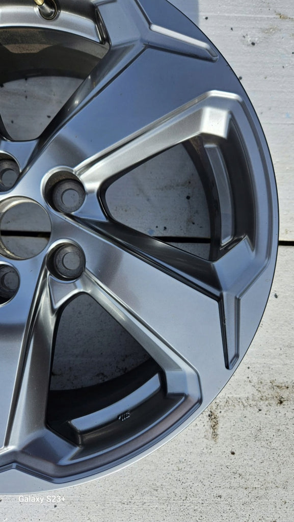 1x Alufelge 18 Zoll 7.0" 5x114.3 35ET Glanz Silber Toyota Rav V 4 Rim Wheel FEL8958662810ys