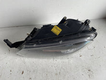 Load image into Gallery viewer, Frontscheinwerfer Skoda Yeti 5L1941015C Xenon Ein Stück (Rechts oder Links)
