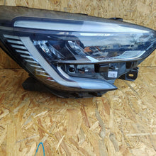 Laden Sie das Bild in den Galerie-Viewer, Frontscheinwerfer Renault Clio I V 260102407R Rechts Scheinwerfer Headlight SCH2898001815ln