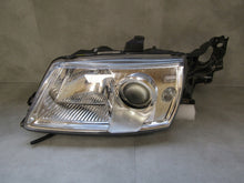 Laden Sie das Bild in den Galerie-Viewer, Frontscheinwerfer Saab 9-5 95 89010466 Xenon Links Scheinwerfer Headlight