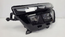Laden Sie das Bild in den Galerie-Viewer, Frontscheinwerfer Skoda Kamiq 658941015B LED Links Scheinwerfer Headlight SCH7834878032jj