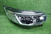 Laden Sie das Bild in den Galerie-Viewer, Frontscheinwerfer Renault Trafic 260102899R Rechts Scheinwerfer Headlight SCH6409725714ck