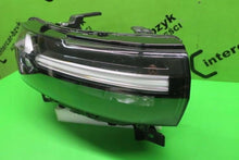 Load image into Gallery viewer, Frontscheinwerfer Dacia Duster 260107725R LED Rechts Scheinwerfer Headlight SCH1704493826ne