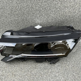 Frontscheinwerfer Skoda Octavia IV 5E4941009 Full LED Links Headlight SCH8986883509zw