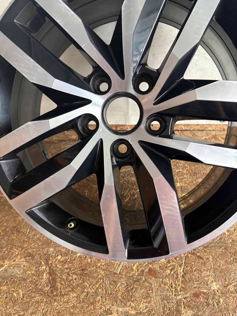 1x Alufelge 17 Zoll 7.0" 5x112 49ET Glanz Schwarz 5G0601025D VW Golf VII I FEL3571109169yf