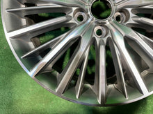 Laden Sie das Bild in den Galerie-Viewer, 1x Alufelge 18 Zoll 7.0&quot; 5x114.3 38ET Mitsubishi Outlander Rim Wheel