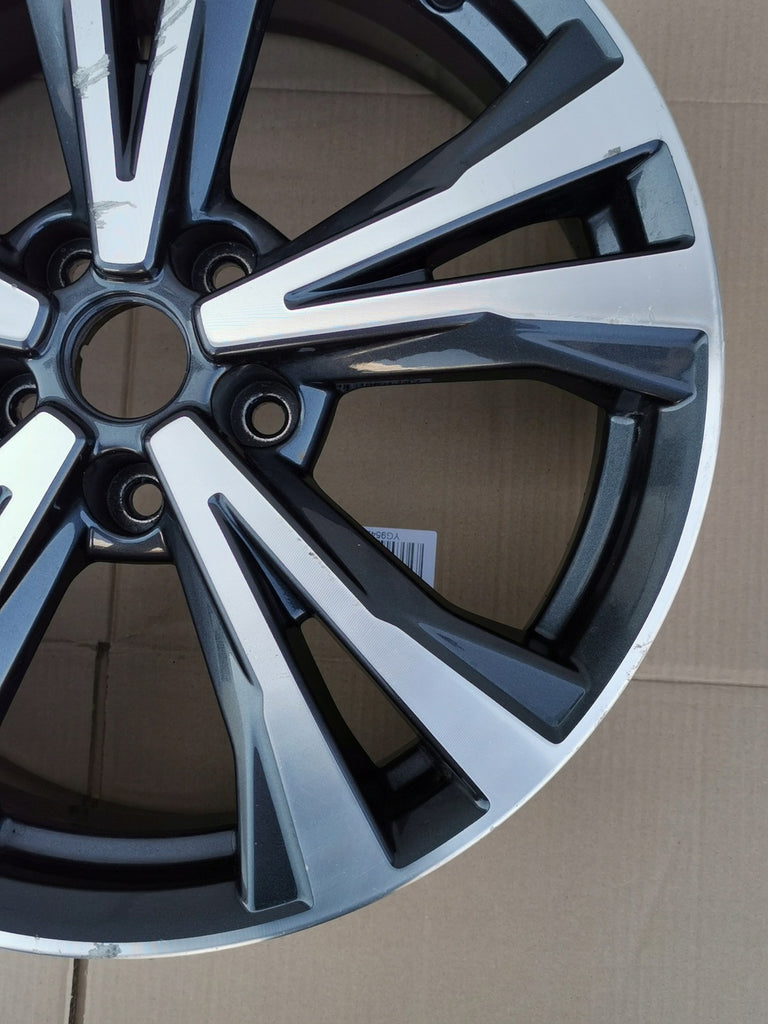 1x Alufelge 18 Zoll 7.0" 5x114.3 40ET Nissan X-Trail Qashqai II J11 Rim Wheel