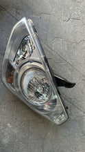 Load image into Gallery viewer, Frontscheinwerfer Hyundai H1 Links Scheinwerfer Headlight