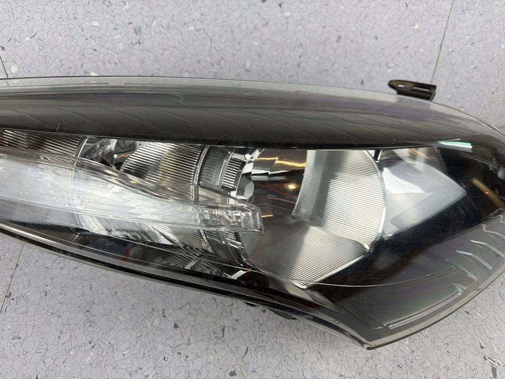 Frontscheinwerfer Renault Megane III 260102973 Rechts Scheinwerfer Headlight SCH2136293518cq