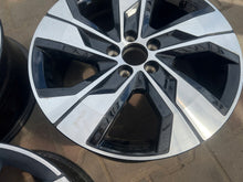 Laden Sie das Bild in den Galerie-Viewer, 1x Alufelge 18 Zoll 7.5&quot; 5x108 50,5ET Glanz Silber 31680199 Volvo Xc60 Rim Wheel