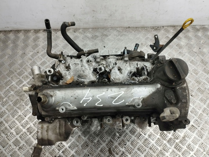 Motor Toyota Auris AMD74112 1.4 2014 Diesel Engine Unkomplett MOT5189425277cm