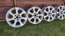 Laden Sie das Bild in den Galerie-Viewer, 4x Alufelge 17 Zoll 7.0" 5x112 37ET Silber 8R0601025E Audi Q5 Rim Wheel FEL5640211759yf