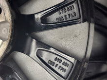 Laden Sie das Bild in den Galerie-Viewer, 1x Alufelge 16 Zoll 7.0&quot; 5x100 46ET 6V0601025F Skoda Fabia Iii Rim Wheel