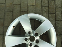 Load image into Gallery viewer, 1x Alufelge 17 Zoll 7.0" 5x112 45ET Glanz Silber 57A601025F Skoda I Rim Wheel FEL7020346484vi