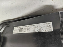 Laden Sie das Bild in den Galerie-Viewer, Frontscheinwerfer Skoda Superb III 3V1941016C Rechts Scheinwerfer Headlight SCH2594056409xw