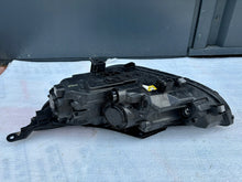 Load image into Gallery viewer, Frontscheinwerfer Hyundai I30 Fastback 92102-G4060 Ein Stück (Rechts oder Links) SCH4190597134cn