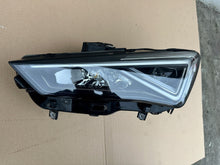 Load image into Gallery viewer, Frontscheinwerfer Seat Leon 5FB941007F Links Scheinwerfer Headlight SCH6494371777po