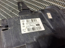 Laden Sie das Bild in den Galerie-Viewer, Frontscheinwerfer Renault Clio IV 260606688R Links Scheinwerfer Headlight SCH8579961586vs