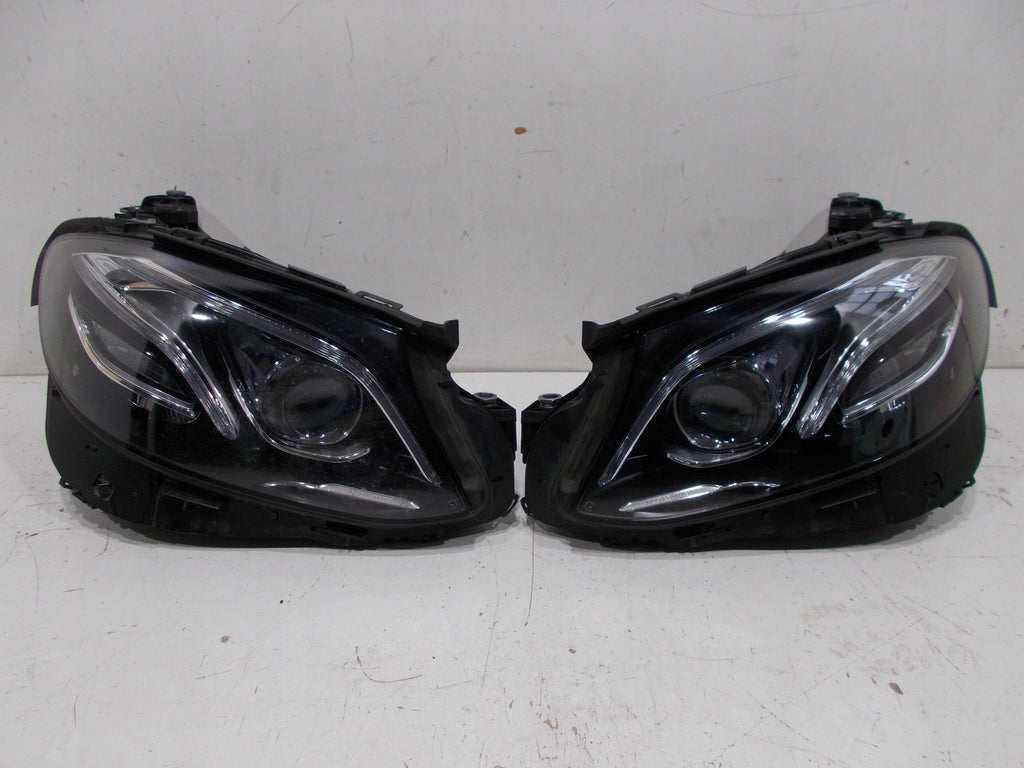 Frontscheinwerfer Mercedes-Benz A2139067506KZ LED Ein Stück (Rechts oder Links)