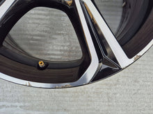 Laden Sie das Bild in den Galerie-Viewer, 1x Alufelge 17 Zoll 7.0" 4x108 38ET Glanz Schwarz 39182183 Opel Corsa F FEL1168774071jb