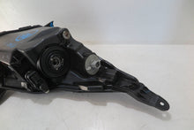 Laden Sie das Bild in den Galerie-Viewer, Frontscheinwerfer Toyota Aygo BNE2434 Links Scheinwerfer Headlight SCH7100458986jd